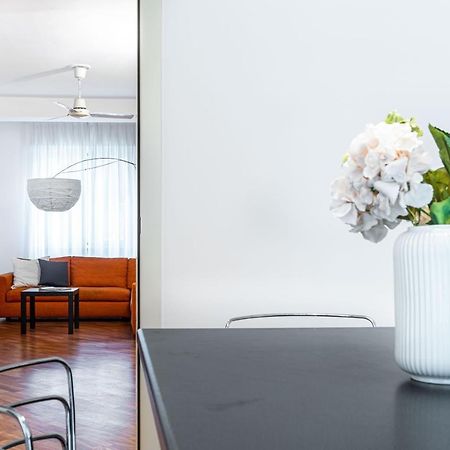 Joivy Lovely And Inviting Flat With Balcony Milan Exterior photo